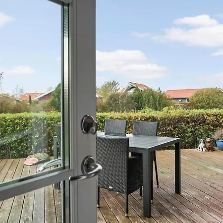 M282-vaeggerlose-marielyst-strandpark-10 *