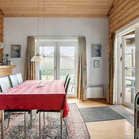 M282-vaeggerlose-marielyst-strandpark-10 Bøtø By